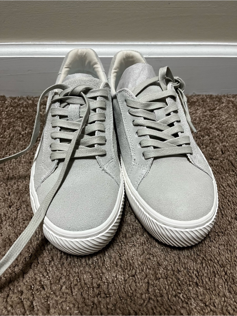 Casual Women's Suede Low-Top Sneakers in Almond - Picture 4 of 8